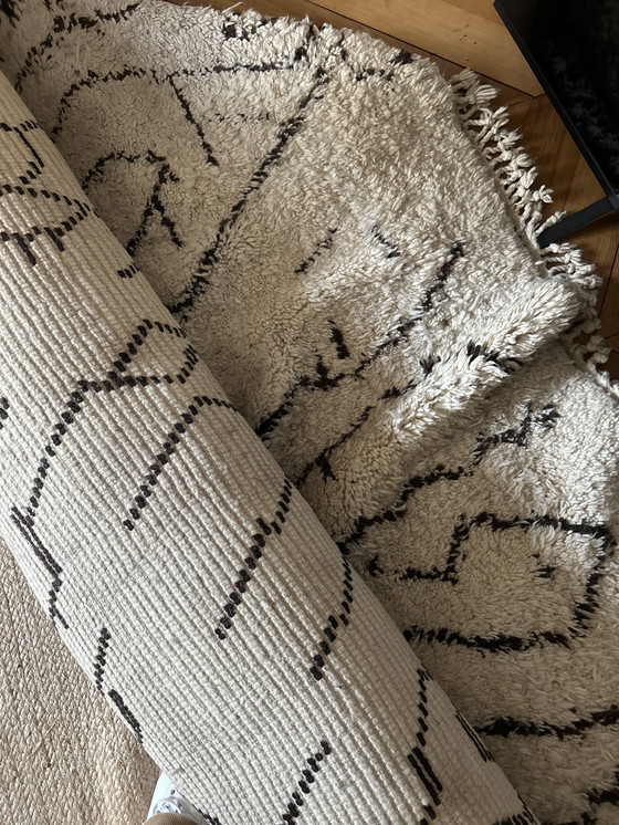 Image 1 of Grand tapis berbère 