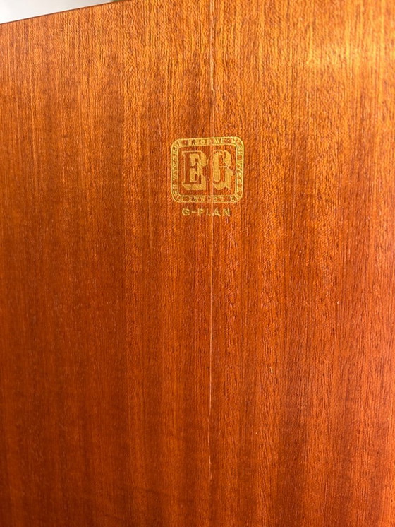 Image 1 of Armoire en teck vintage rétro du milieu du siècle par G Plan (E. Gomme) – Gamme Librenza, années 1950 Un exemple étonnant et rar