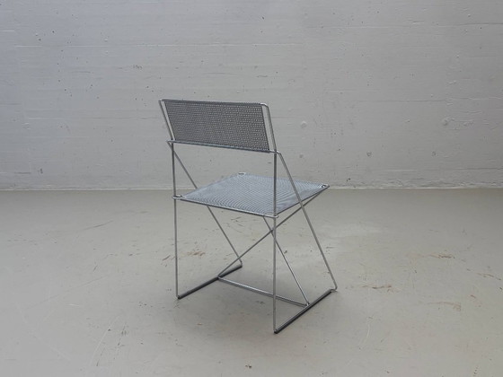 X-Line stoelen van Niels Jørgen Haugesen, jaren 70 – Kuipstoelen, Metal (photo 12 of 14)