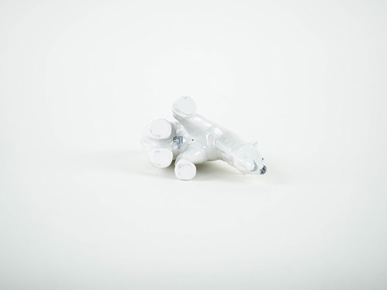 Image 1 of Porseleinen ijsbeerfiguurtje, Deens ontwerp, jaren 70, vervaardigd door Royal Copenhagen.