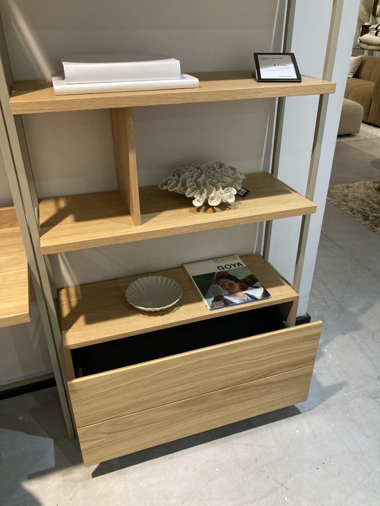 BoConcept Calgary ブックシェルフ【らうる】 Calgary design storage collection | Shop now | BoConcept