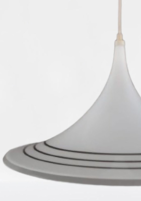 Image 1 of Lámpara colgante con sombrero de bruja Meblo