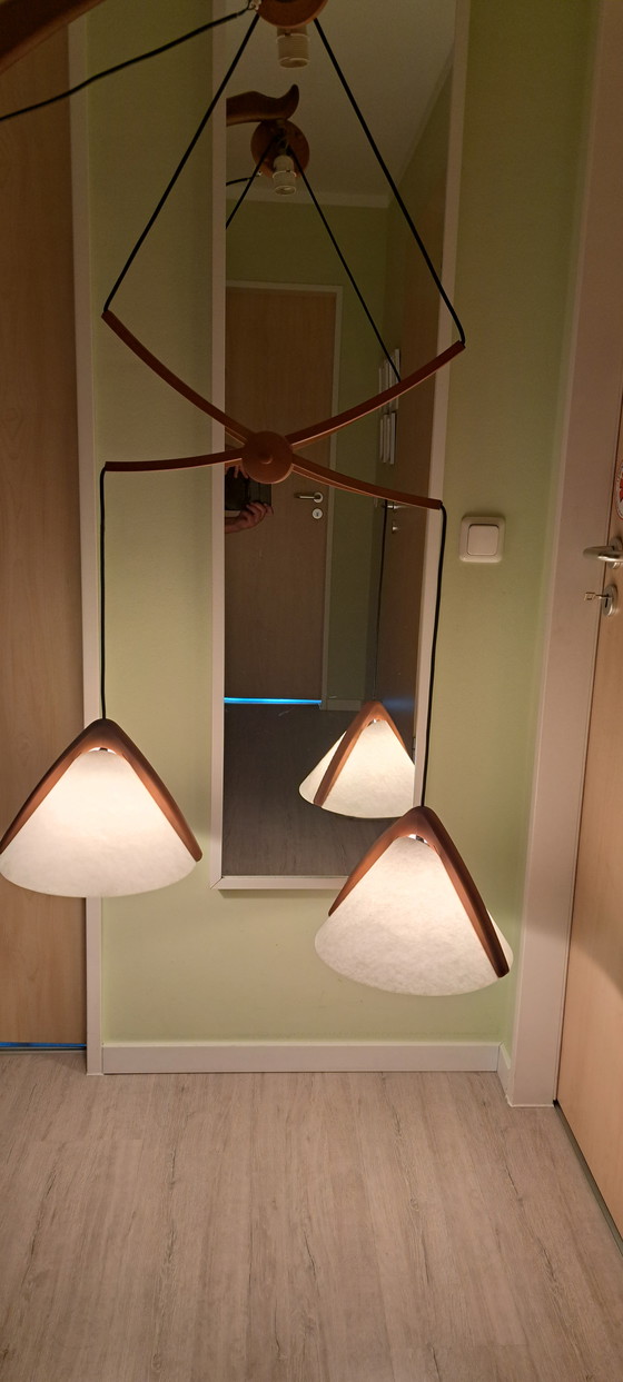 Image 1 of Lámpara colgante Domus en teca – Estilo Mid Century – 2 luces – Excelente estado