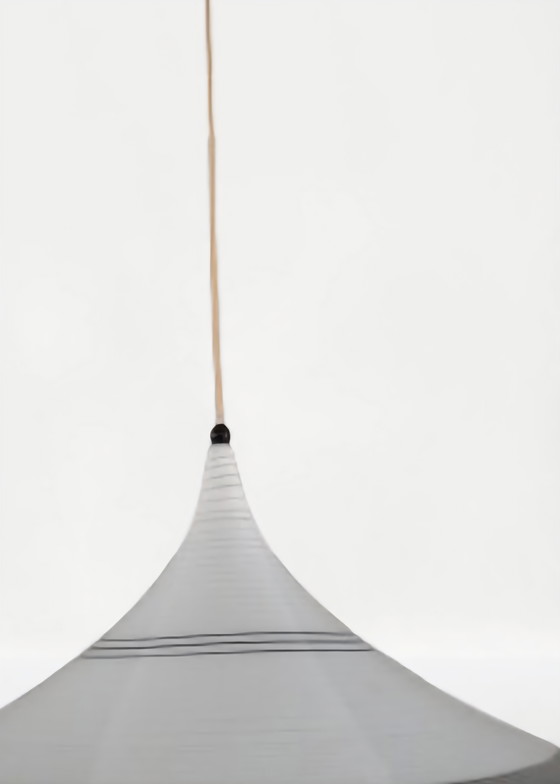 Image 1 of Lampada a sospensione Meblo a forma di cappello da strega Harvey Guzzini