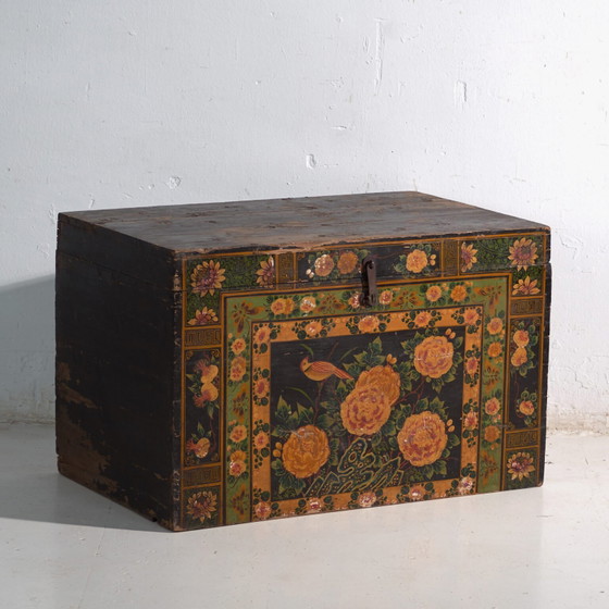 Antique painted trunk in pine wood – China, circa 1900 – Storage cabinet, Iron (photo 8 of 40)