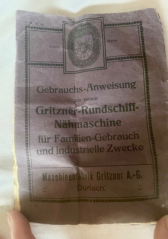 Image 1 of Art Nouveau naaimachine