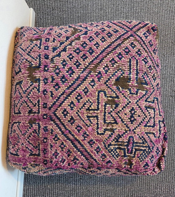 Image 1 of Vintage berber poef paarse blauw kleur