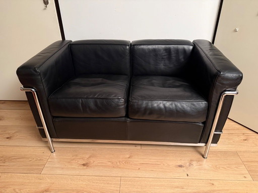 Corbusier Cassina LC2 black leather sofa