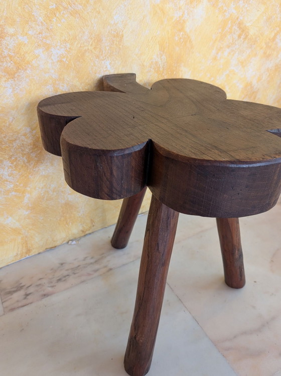 2 Antike Kleeblatt Hocker – Holz (photo 7 of 12)