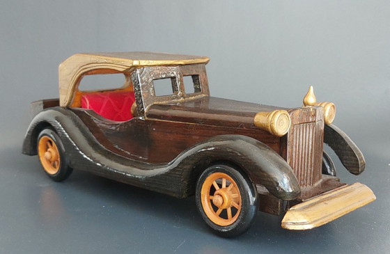 Image 1 of Voitures et camions en bois fabriqués et peints à la main