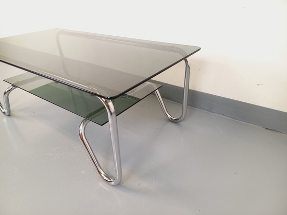 Image 1 of Table Basse Rectangulaire Italienne Vintage 2 Plateaux en Verre Fumé et Métal Chromé des Années 70