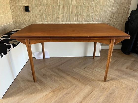 Image 1 of table à manger extensible de design danois