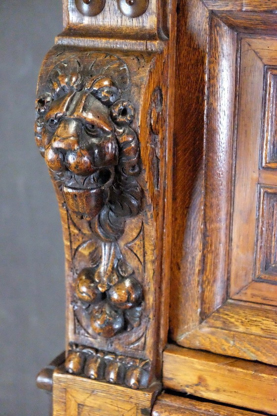 Image 1 of Prachtige 17de eeuwse Zeeuwse kast. 