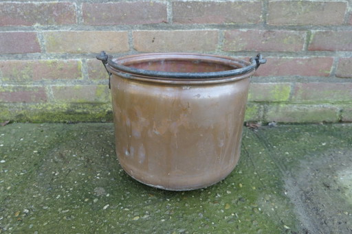 Vintage Copper Kettle with Iron Handle