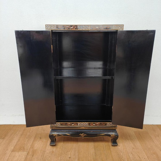 Vintage Chinese bruidskast servieskast buffetkast Chinoise – Buffetkasten, Wood (photo 3 of 18)