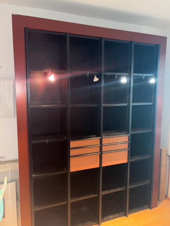Interlübke Duo Peter Maly shelf wall – room high, black/orange | Design classic – Bookcases, Wood (photo 5 of 8)