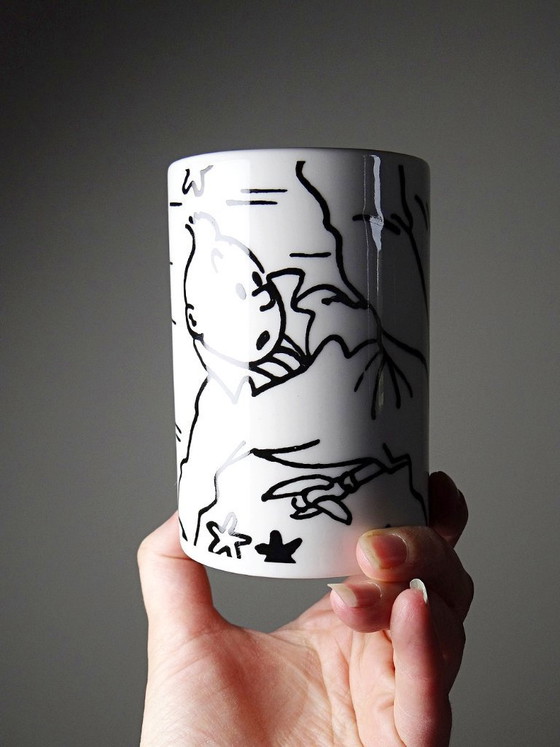 Image 1 of Set of 5 contemporary black and white Tintin porcelain or earthenware mugs/cups