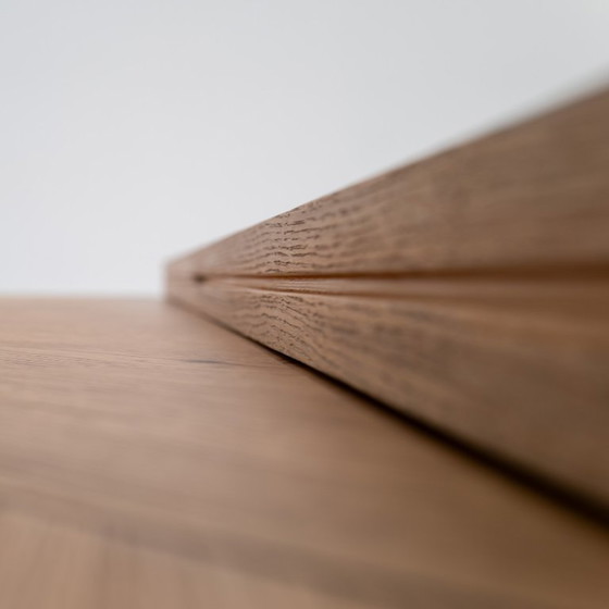 Image 1 of TABLE ROUND/SQUARE QUAD0 Natural Oak – Simple Table, Amazing Function