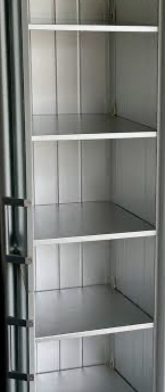 Bulthaup Vetrina Sistema 20 alluminio vetro smerigliato apertura sinistra, Vetrine, Argentato (foto 5 di 5)