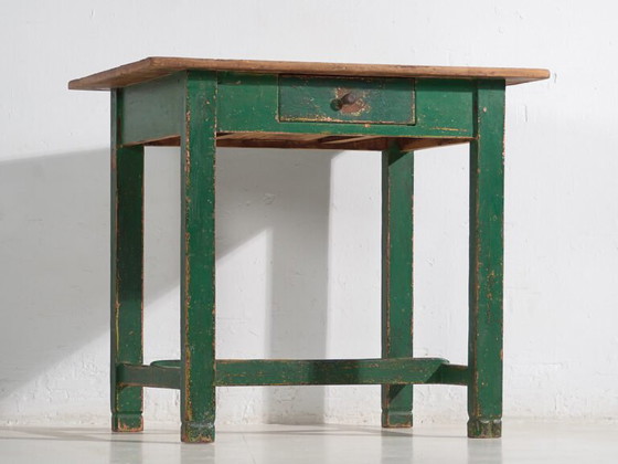 Antiker grüner Holztisch (ca. 1920) – Esstische (photo 13 of 40)