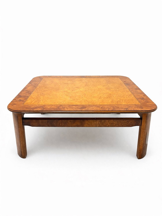 Image 1 of Tavolino da caffè in stile metà secolo con impiallacciatura in radica di legno – design vintage anni '70