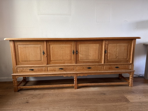 Danish Mid-Century Oak Sideboard by Henning Kjærnulf (1960s) – Brutalist Style – Merk onbekend, dressoirs, Wood