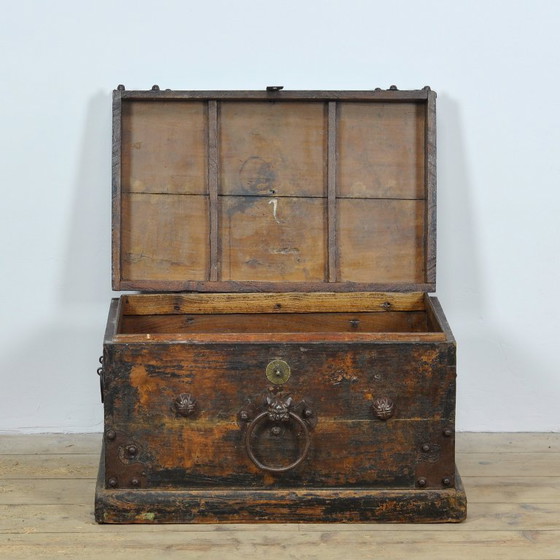 Antico baule in legno giapponese, circa 1890 – Armadi contenitori, Iron, Wood (photo 5 of 17)