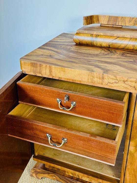 Image 1 of Art Deco dressoir van wortelnotenhout, 1930