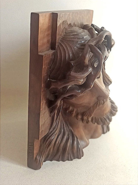 Bas relief tête de Christ couronné d'épines Hauteur 23,2 cm – Sculptures, Wood (photo 9 of 14)