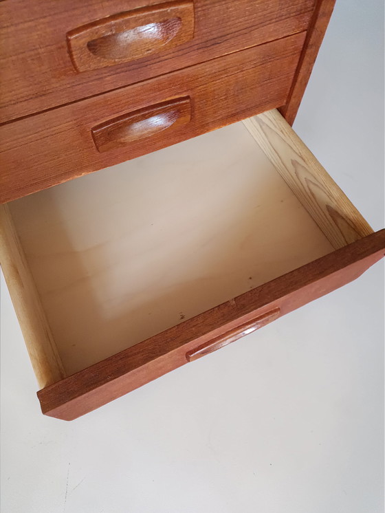 Image 1 of Scrivania e sedia vintage