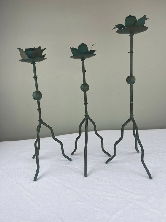 Trio di portacandele scultorei – Metal, Vintage (photo 5 of 12)