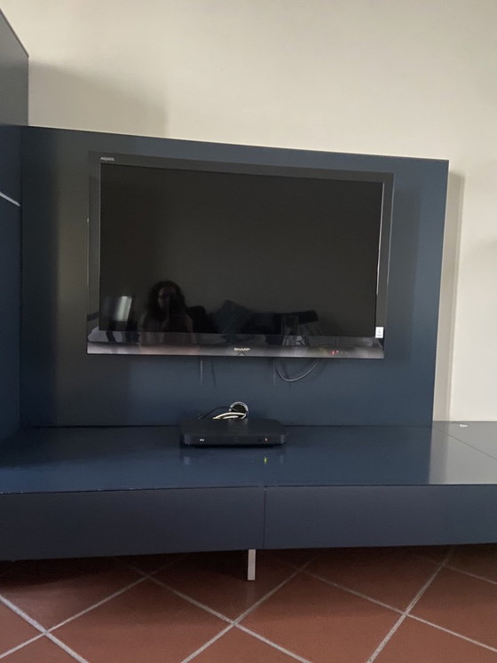 Original Molteni&C Wohnzimmer-Komposition, 2003, Mit niedrigen Modulen, Hängeschränken und TV-Panel (photo 2 of 5)