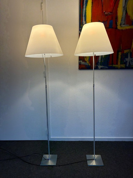 Luce Plan. 2 x Costanza D13 vloerampen. Ontwerper Paolo Rizatto.