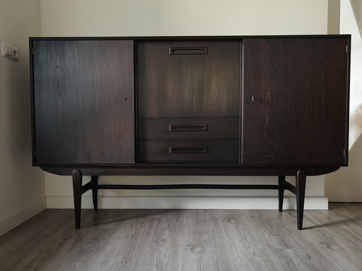 buffet vintage moderne du milieu du siècle