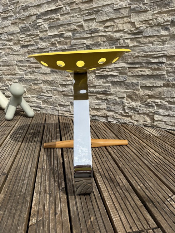 Image 1 of Mezzadro Zanotta Hocker Castiglioni Memphis Italienisches Design Starck