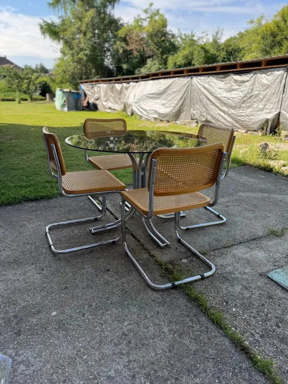 Tavolo da pranzo rotondo italiano con sedie in canna – Set di 5 – Breuer, Set da pranzo, Cromo, Bauhaus (photo 4 of 7)