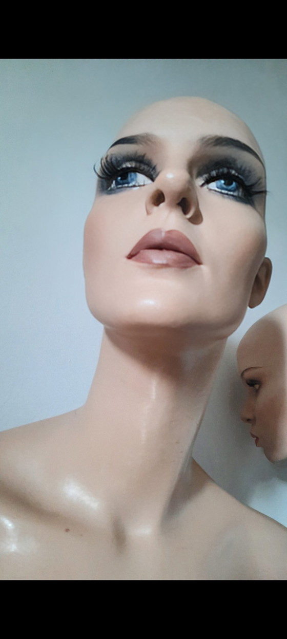Image 1 of Super Mannequin