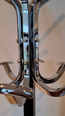 Porte-manteau design, métal chromé, années 1960, France