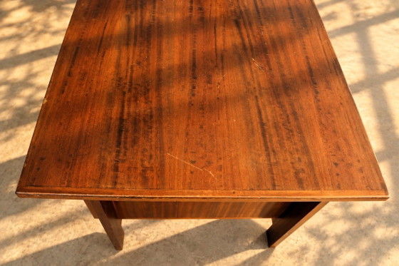 Scrivania direzionale vintage | Scrivanie | anni '50, Legno, Marrone, Mid Century Modern (foto 6 di 14)