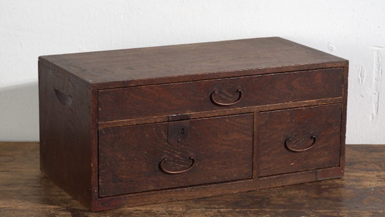 Antique Japanese Desk Chest with Three Drawers – Meiji / Taishō Period (c. ) (photo 3 of 40)