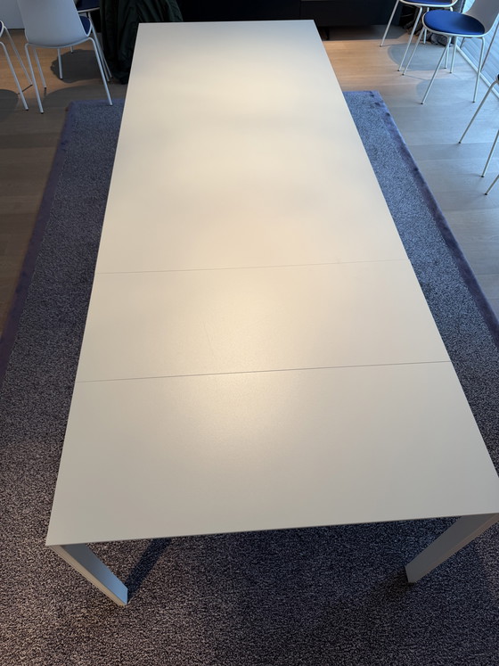 Image 1 of Thin-K Kristalia Ausziehtisch