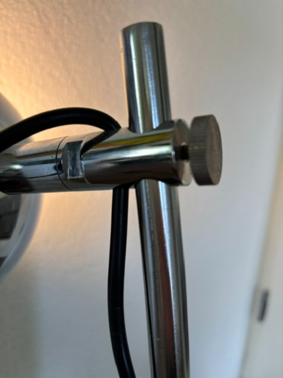 Space Age 70s chrome desk/table lamp – Metal (photo 5 of 10)