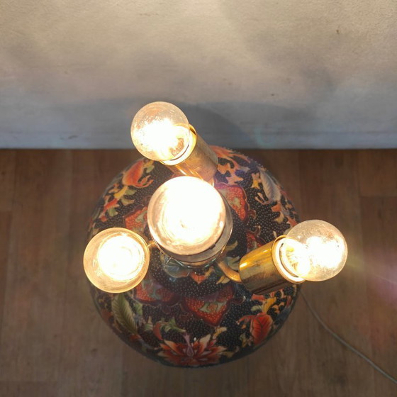 Image 1 of Antique vase lamp, Chinese table lamp, porcelain bedside lamp