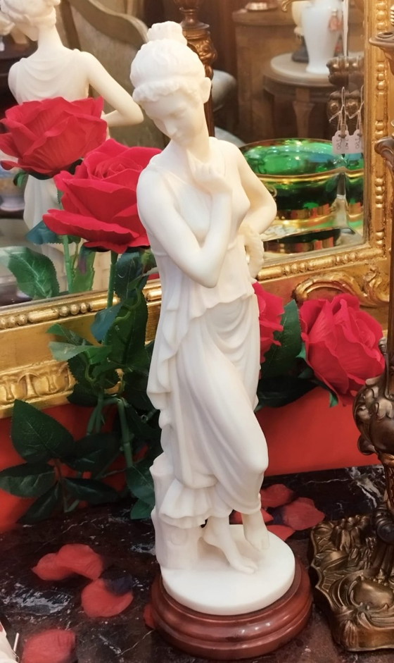 Image 1 of Statue der Tänzerin aus weißem Alabaster, 41 cm