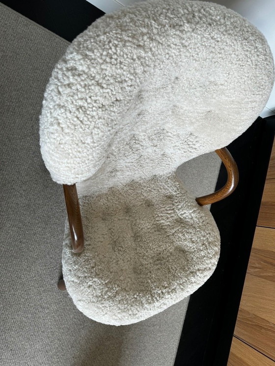 Image 1 of Arnold Madsen Clam Chair - Moonlight Sheepskin von Dagmar