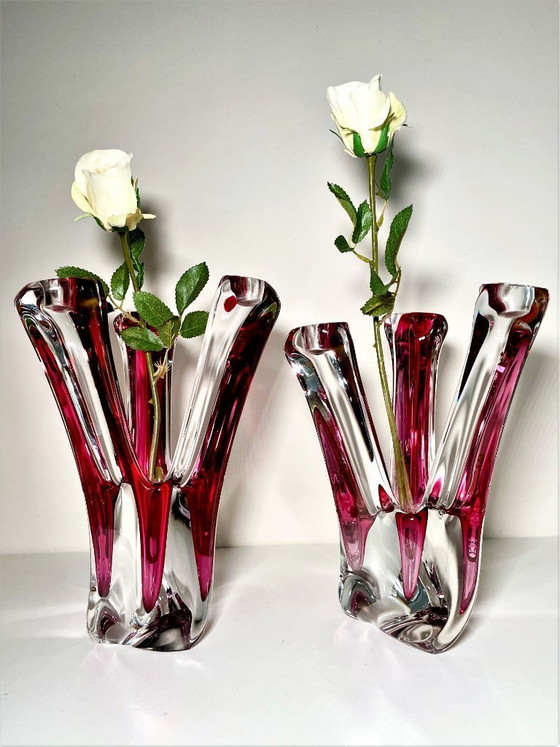 Image 1 of Paire de chandeliers en cristal Val St Lambert - Art verrier de René Delvenne - Bougeoir et vase à bourgeon vintage VSL Belgique