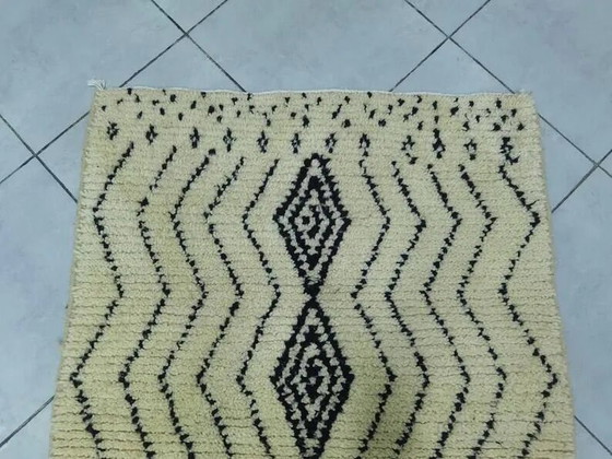 Alfombra marroquí artesanal decorada 250cm x 150cm – Wool, Modern (photo 4 of 11)