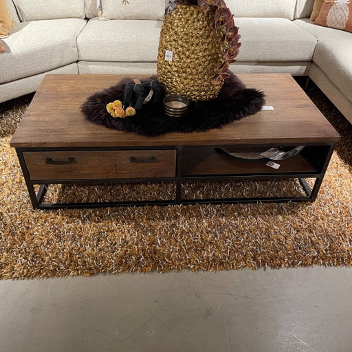Metvint – Pronto Wonen, salontafels, Wood