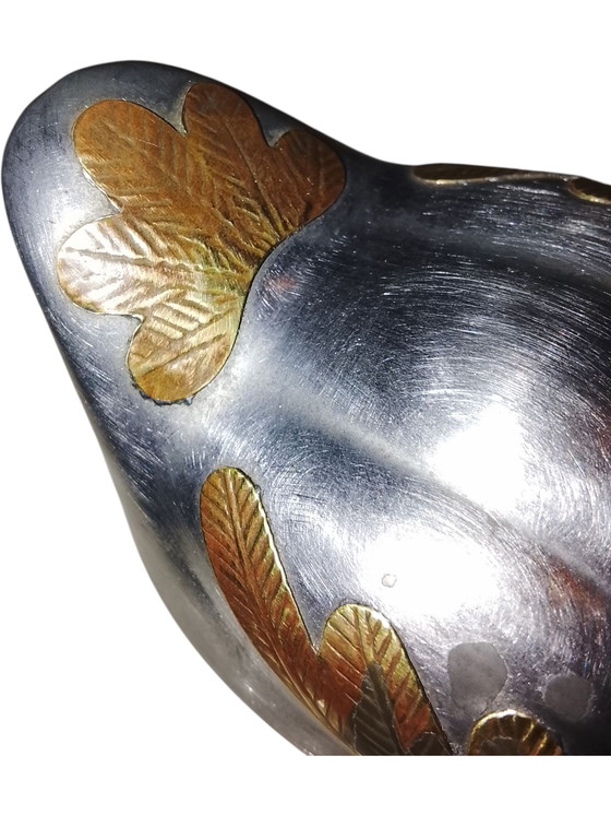 Image 1 of Eendendoos van blik en messing