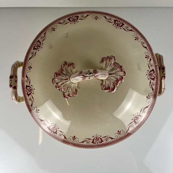 Image 1 of Creil & Montereau Terre de fer zuppiera, modello "Admiral", rossa, XIX secolo.